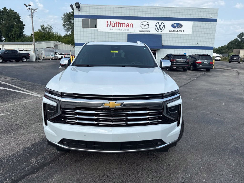 Used 2026 Chevrolet Tahoe Premier w/ Sun And Tow Package AWD/4WD image 8
