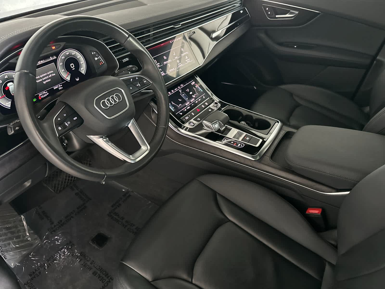 Used 2023 Audi Q7 2.0T Premium Plus w/ Premium Plus Package AWD/4WD image 11