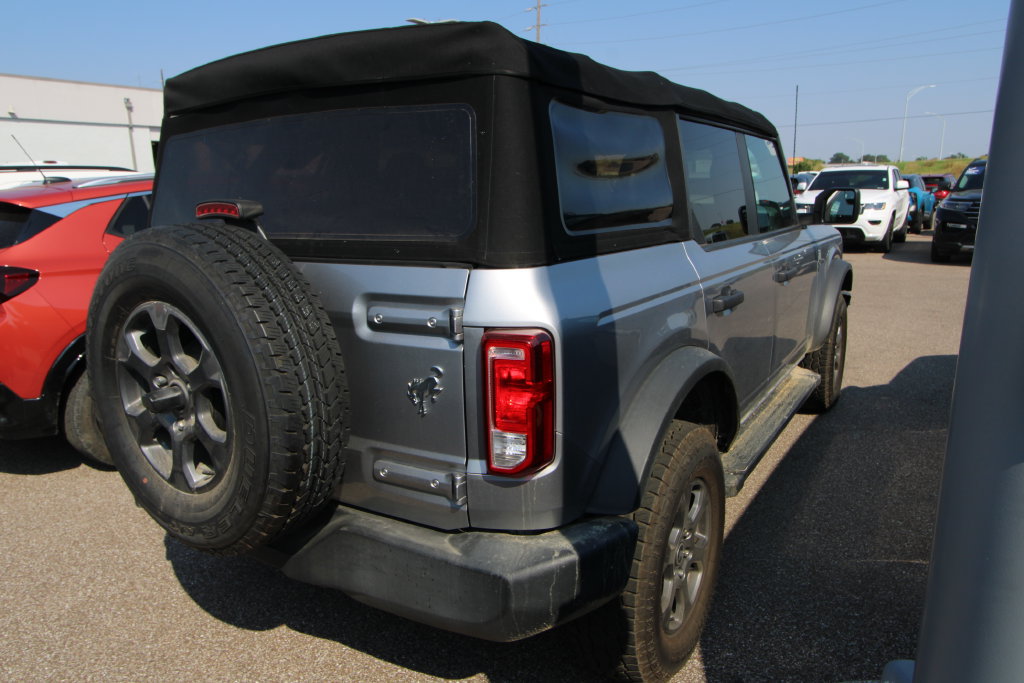 Used 2022 Ford Bronco Big Bend AWD/4WD image 9