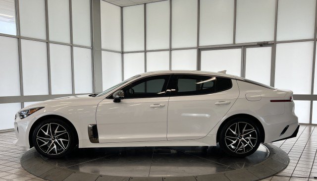 Used 2022 Kia Stinger GT-Line AWD/4WD image 4