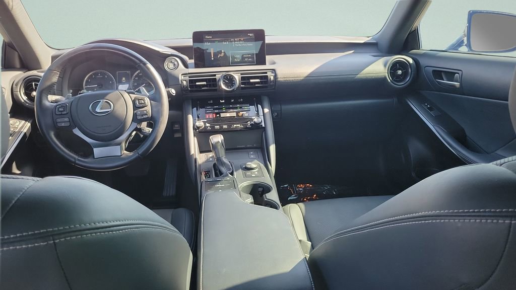 Used 2024 Lexus IS 300 w/ Premium Package RWD image 10