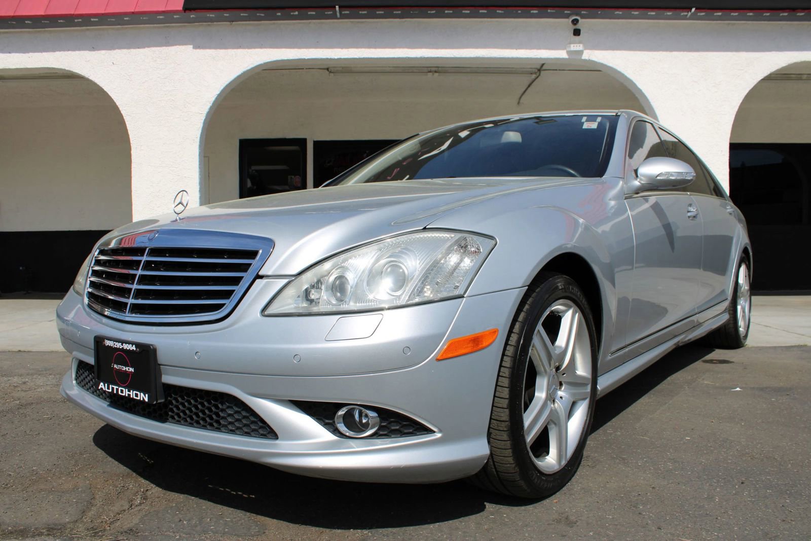 Used 2008 Mercedes-Benz S 550 image 4