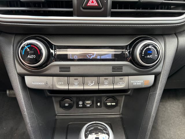Used 2020 Hyundai Kona Ultimate AWD/4WD image 28