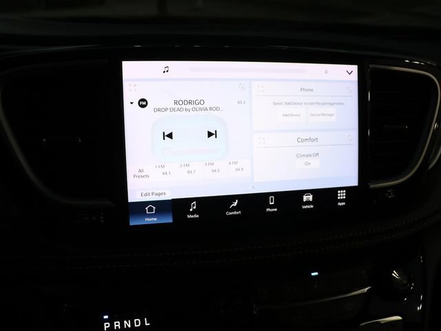 Used 2024 Chrysler Pacifica Touring-L w/ S Appearance Package FWD image 22