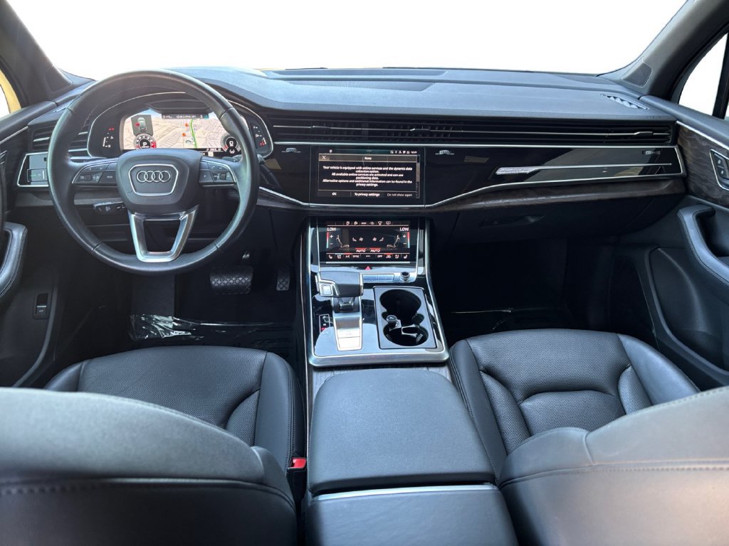 Used 2021 Audi Q7 3.0T Prestige w/ Prestige Package AWD/4WD image 11