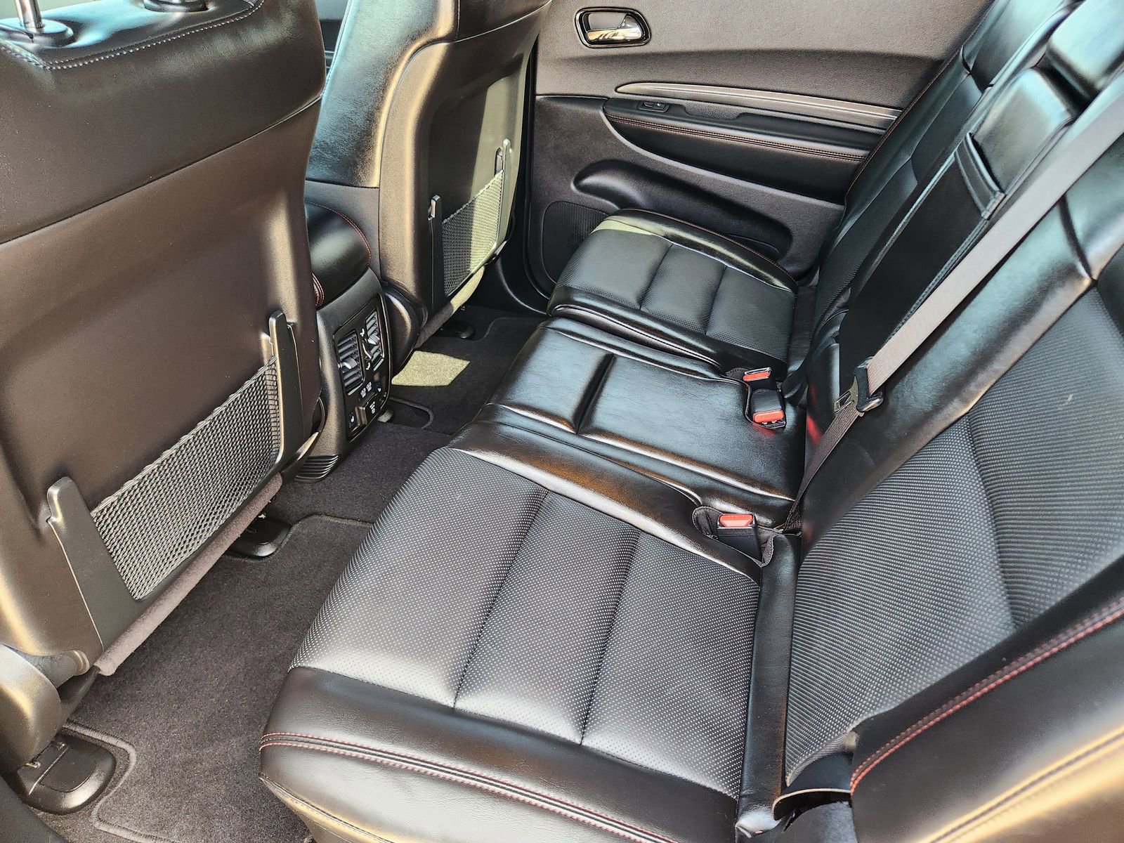Used 2025 Dodge Durango GT AWD/4WD image 32