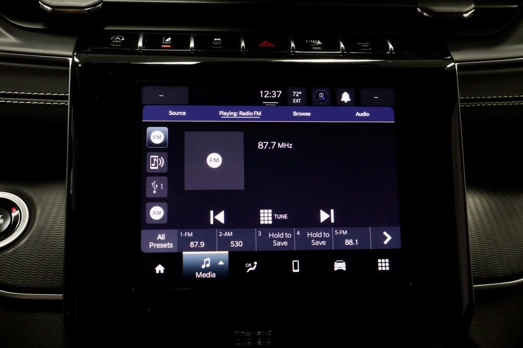 Used 2024 Jeep Grand Cherokee L Laredo w/ Trailer Tow Package AWD/4WD image 3