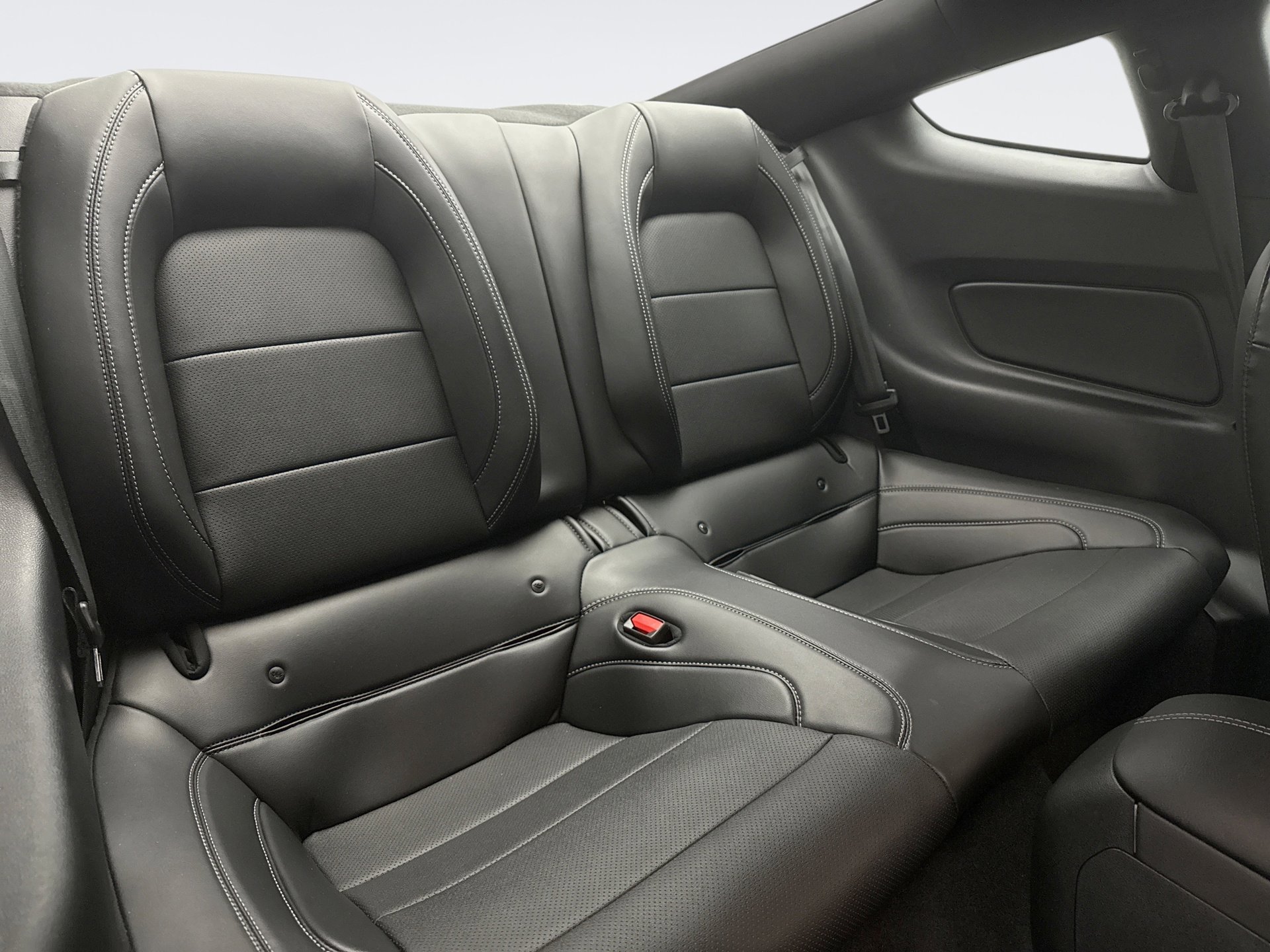 Used 2023 Ford Mustang GT Premium w/ Equipment Group 401A image 18