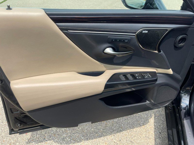 Used 2021 Lexus ES 350 ES 350 Luxury FWD w/ Accessory Package 2 image 24