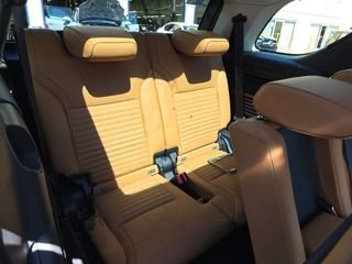Used 2018 Land Rover Discovery HSE AWD/4WD image 9