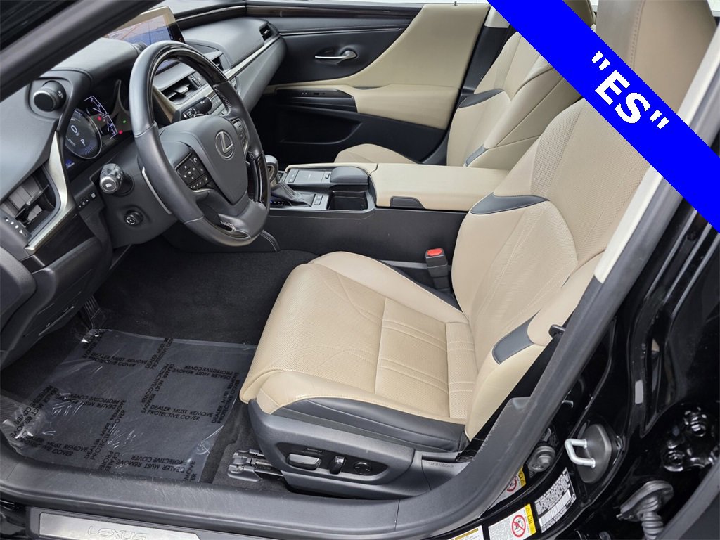 Used 2019 Lexus ES 300h image 9