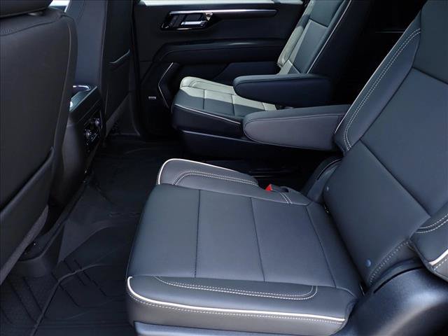 New 2026 Chevrolet Suburban Premier w/ Sun And Tow Package AWD/4WD image 11