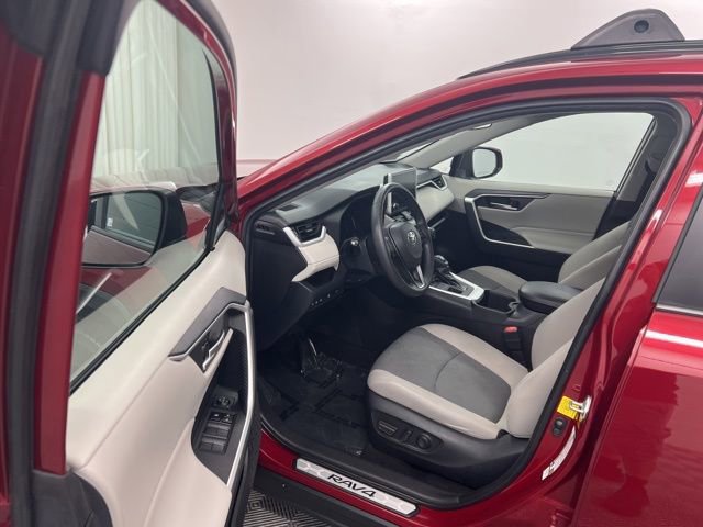 Used 2023 Toyota RAV4 XLE w/ Convenience Package AWD/4WD image 12