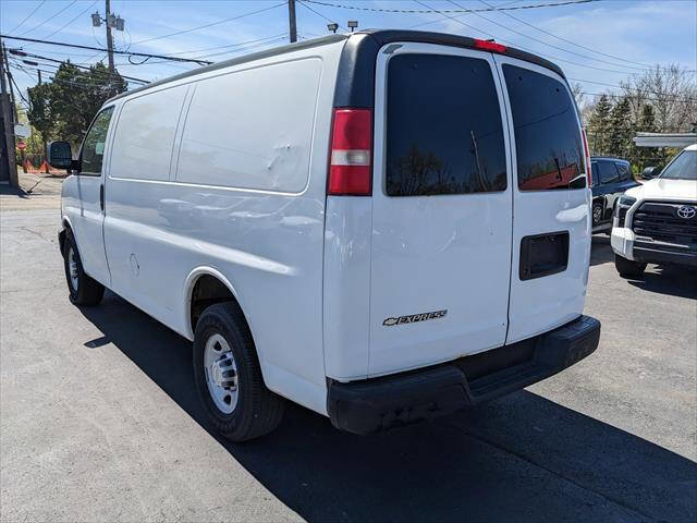 Used 2013 Chevrolet Express 2500 w/ Power Package RWD image 3