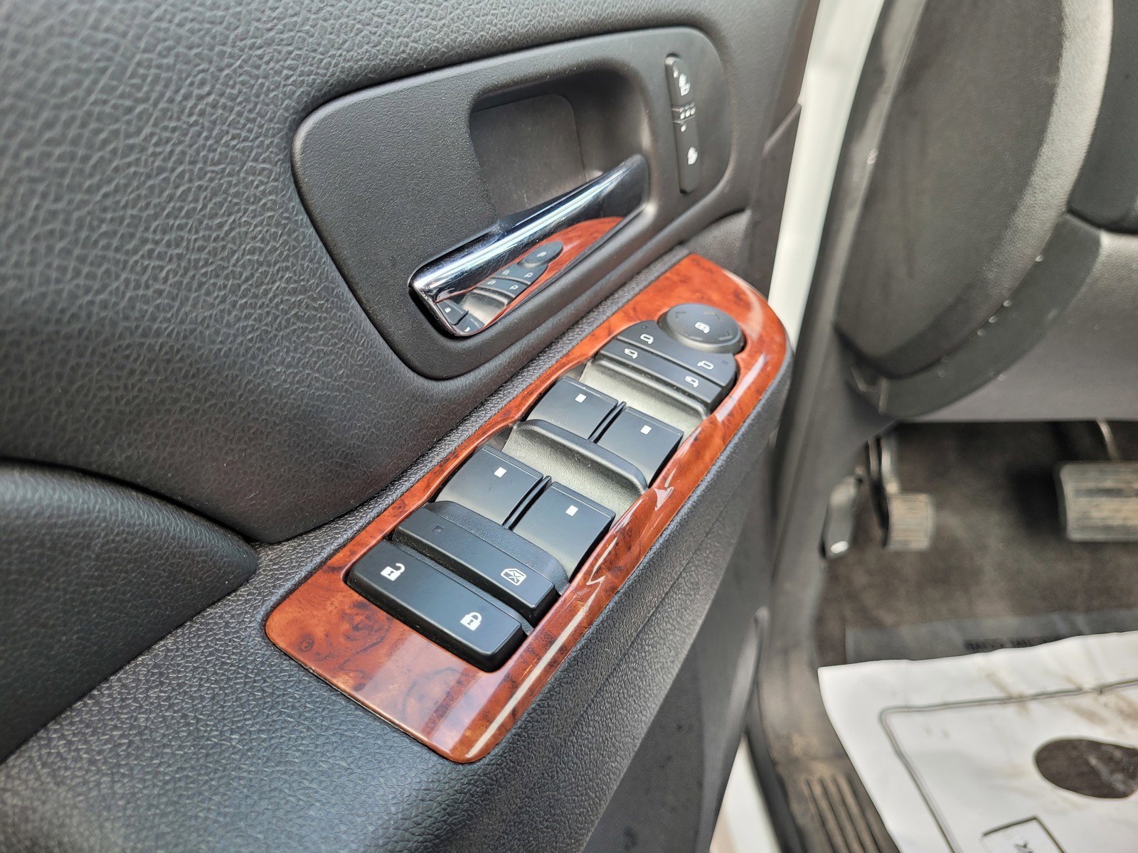 Used 2014 Chevrolet Tahoe LT w/ All-Star Edition image 26