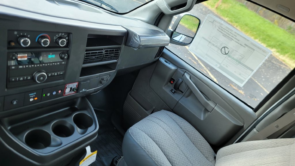 New 2025 Chevrolet Express 2500 w/ Communications Package RWD image 24