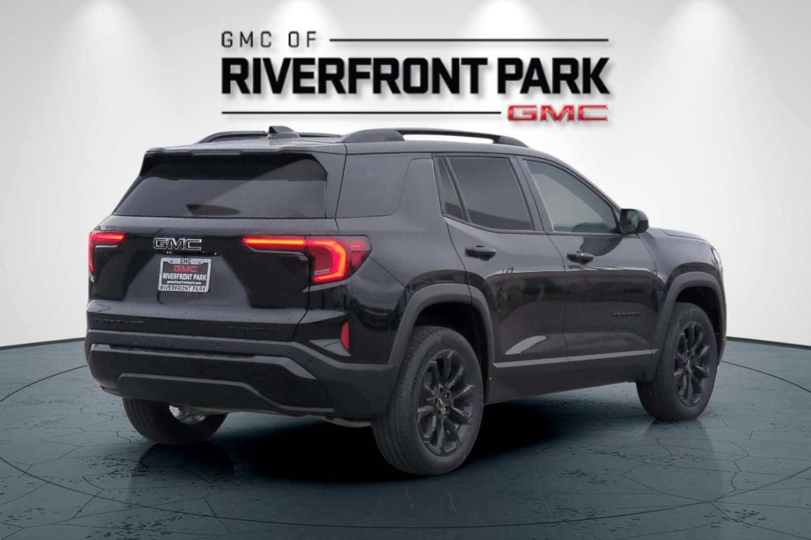 New 2026 GMC Terrain Elevation w/ Elevation Premium Package AWD/4WD image 3