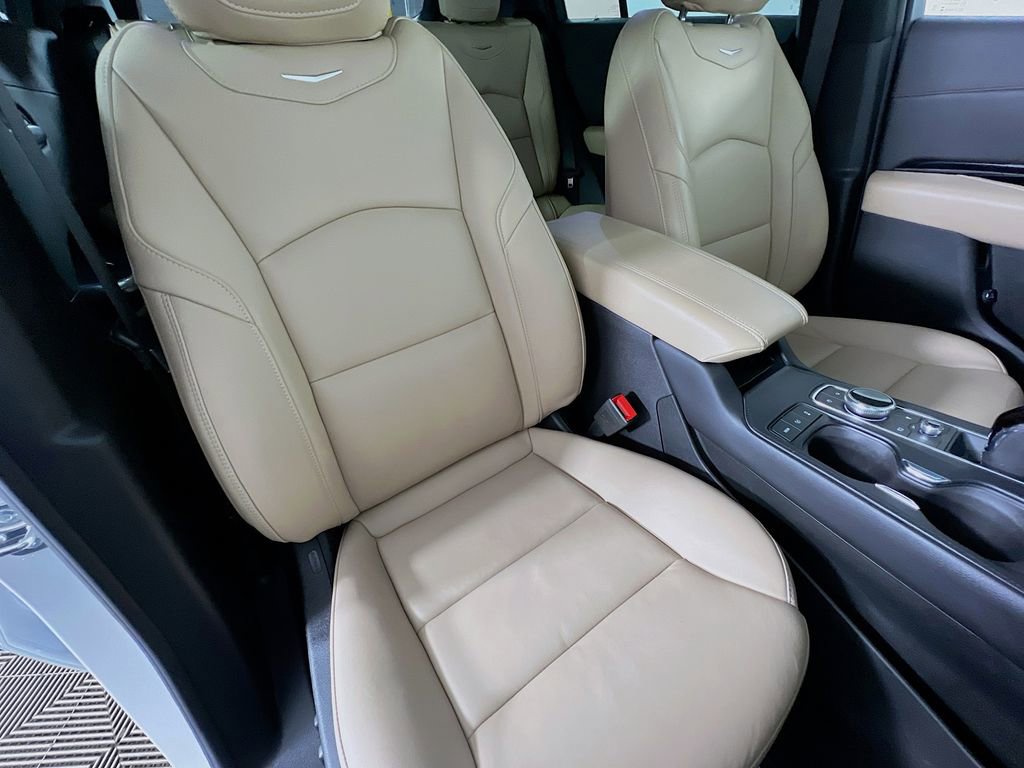 Used 2024 Cadillac XT4 Luxury image 28