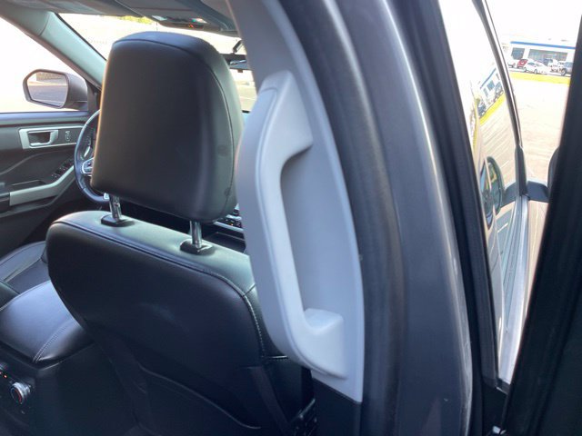 Used 2021 Ford Explorer XLT w/ Equipment Group 202A AWD/4WD image 60