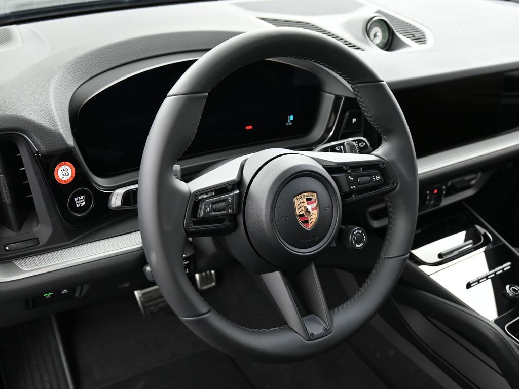 New 2026 Porsche Cayenne S image 17
