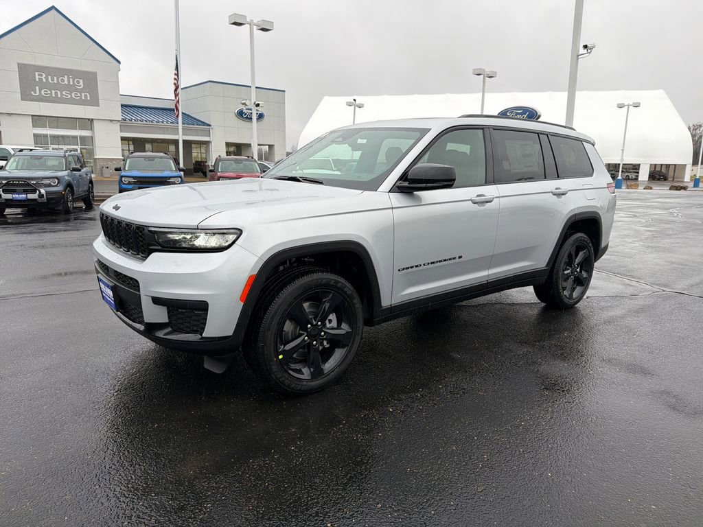 New 2025 Jeep Grand Cherokee L Altitude