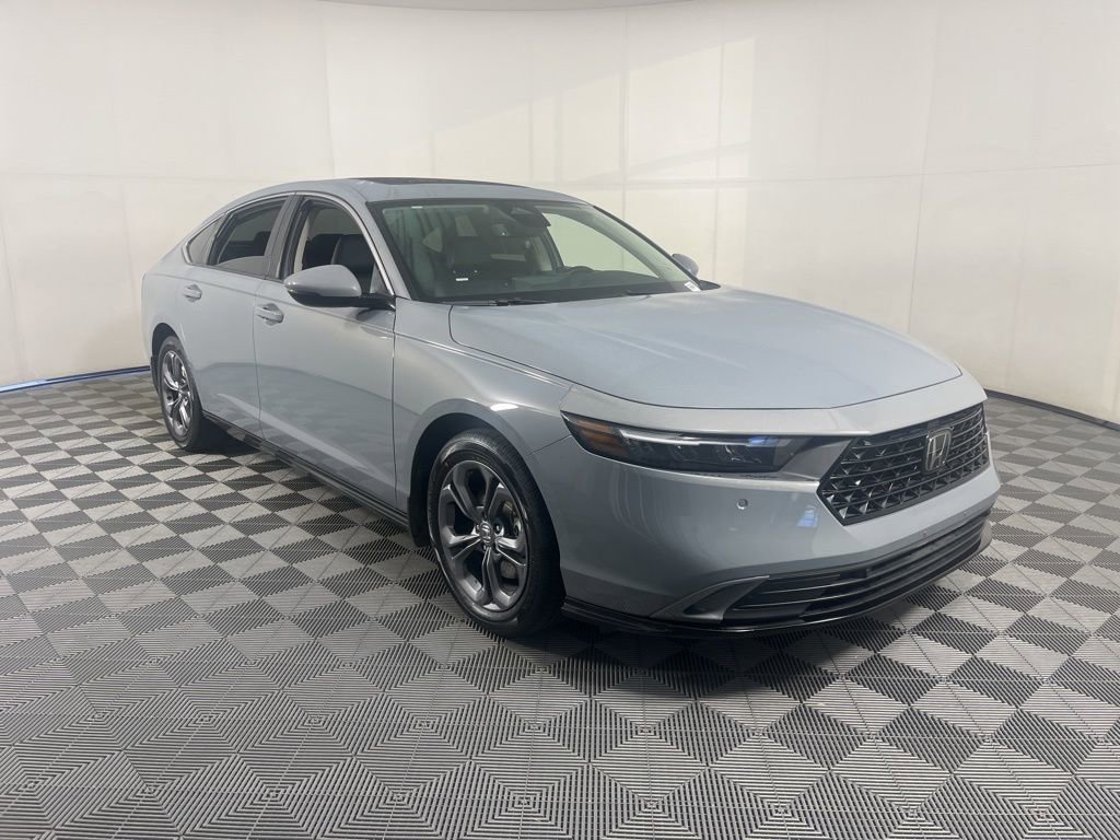 Used 2024 Honda Accord EX-L image 16