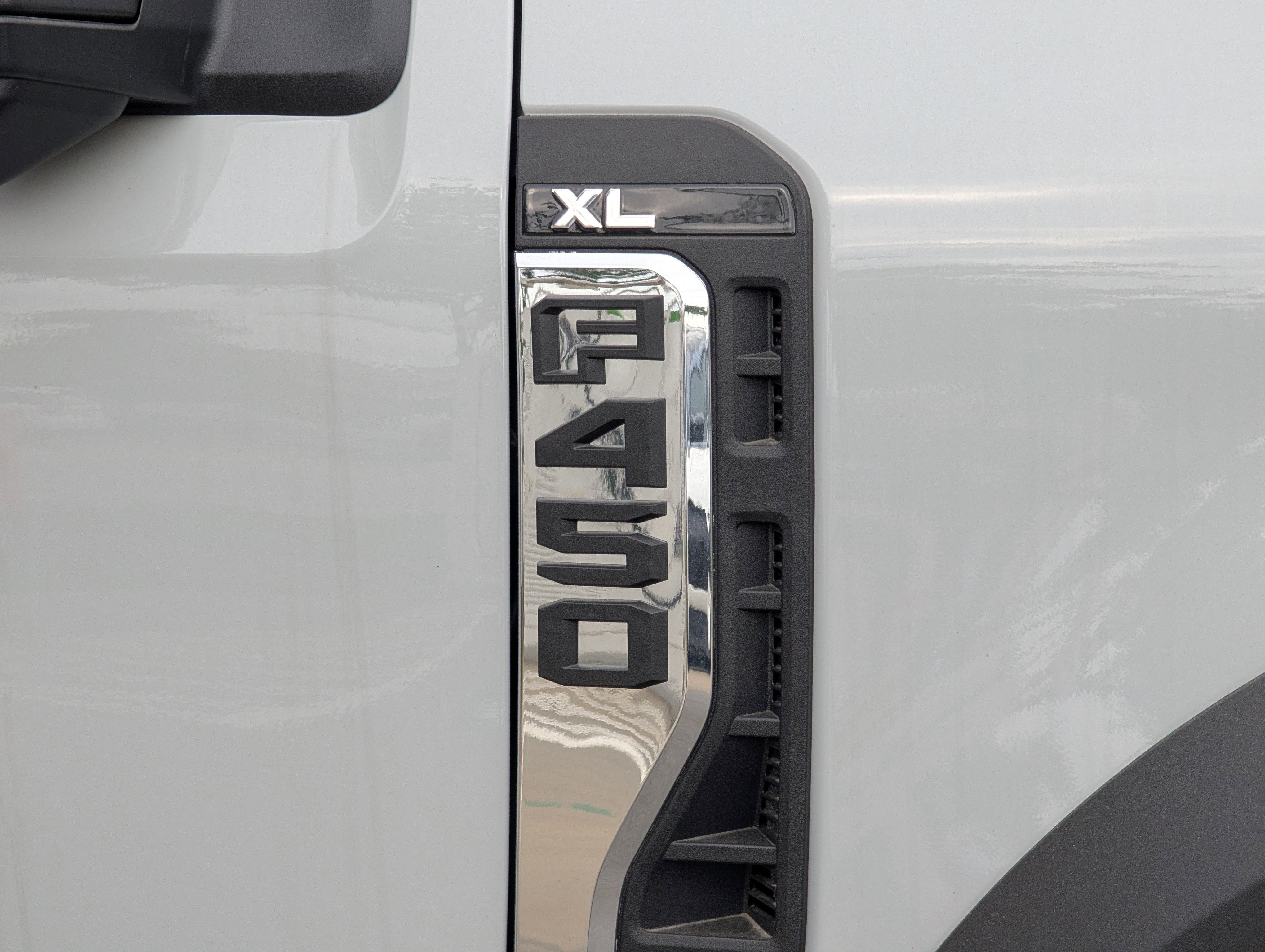 New 2026 Ford F450 XL w/ 360-Degree Camera Package image 9