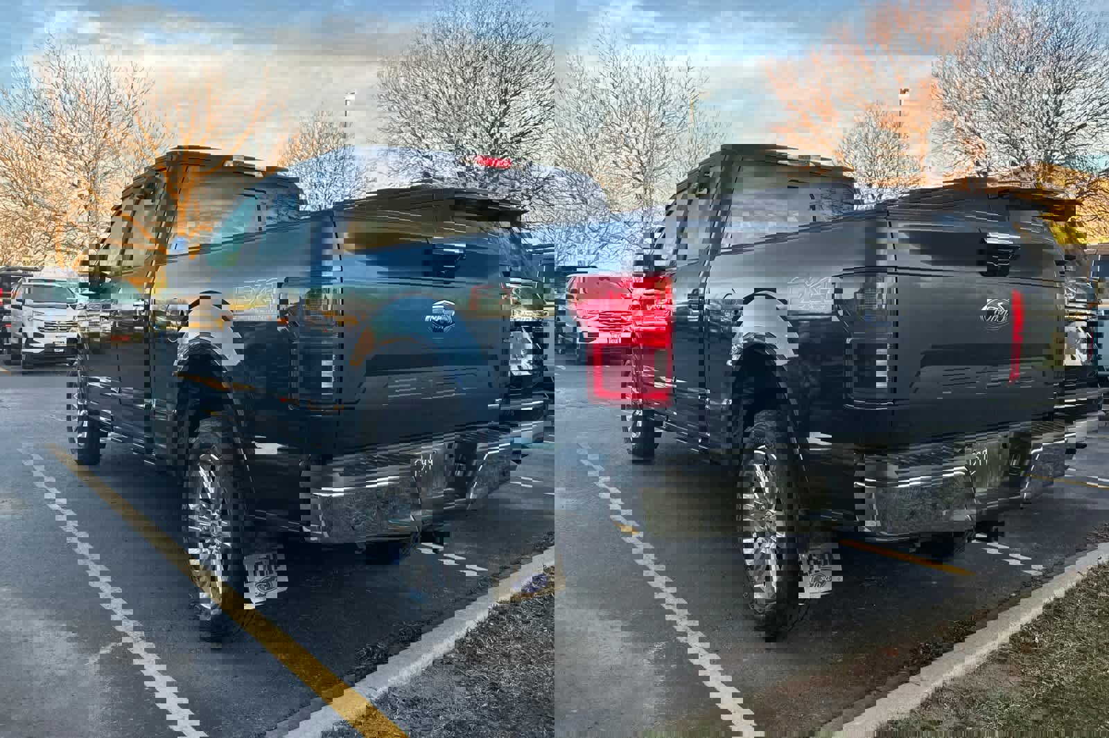 Used 2019 Ford F150 Lariat w/ Equipment Group 502A Luxury image 6