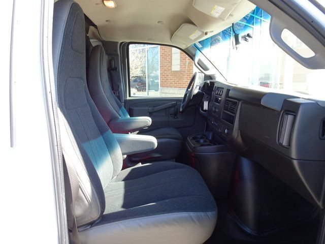 Used 2024 Chevrolet Express 2500 w/ Driver Convenience Package RWD image 17