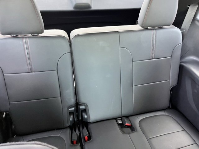 Used 2023 Chevrolet Traverse RS w/ LPO, Floor Liner Package image 21