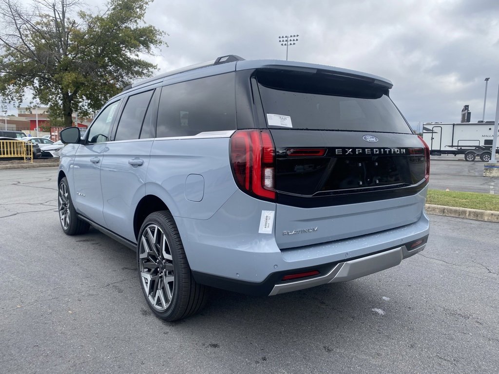 New 2025 Ford Expedition Platinum image 5