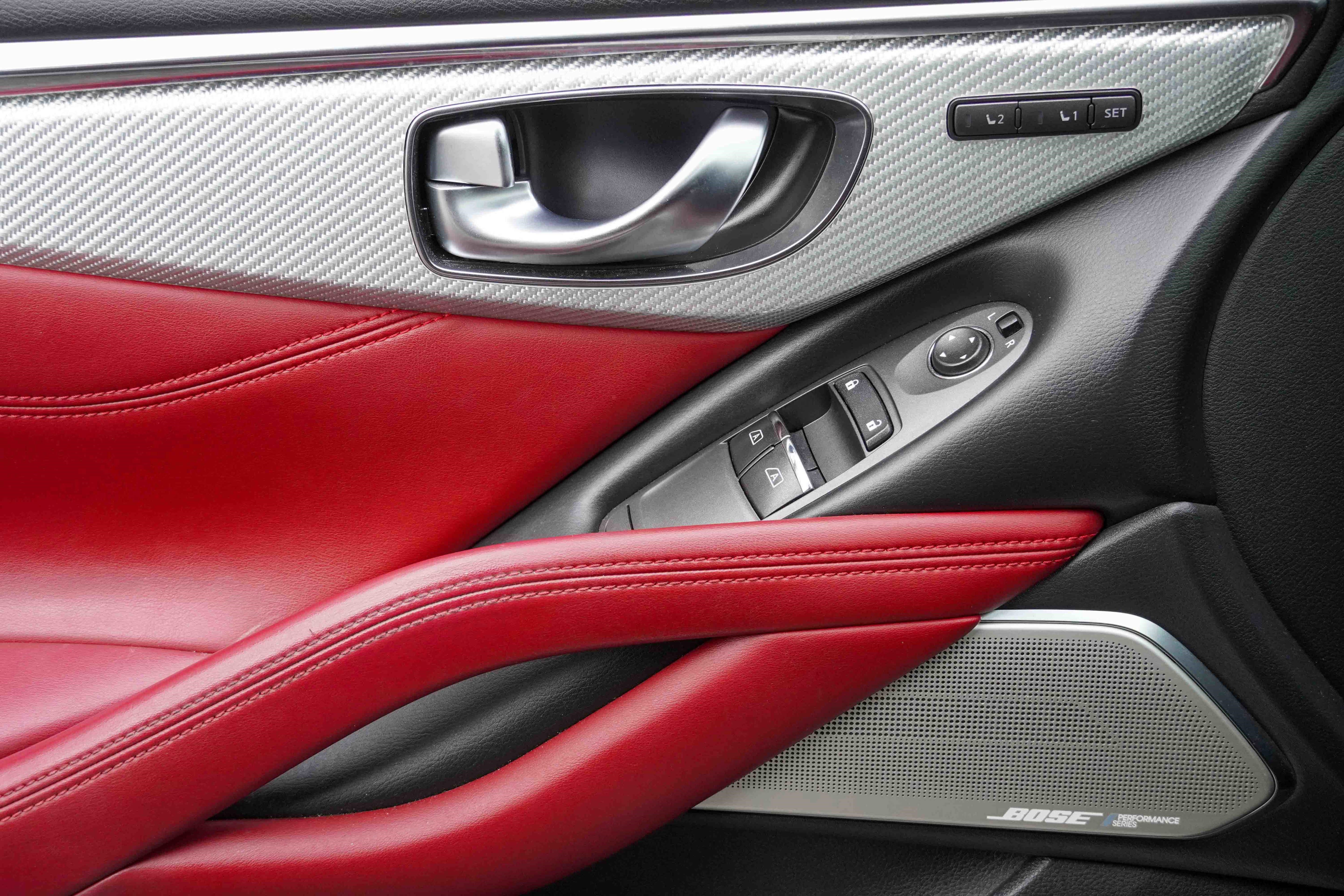 Used 2019 INFINITI Q60 Red Sport 400 image 16