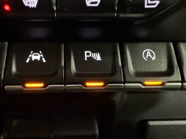 Used 2019 GMC Sierra 1500 SLT w/ SLT Premium Plus Package image 17