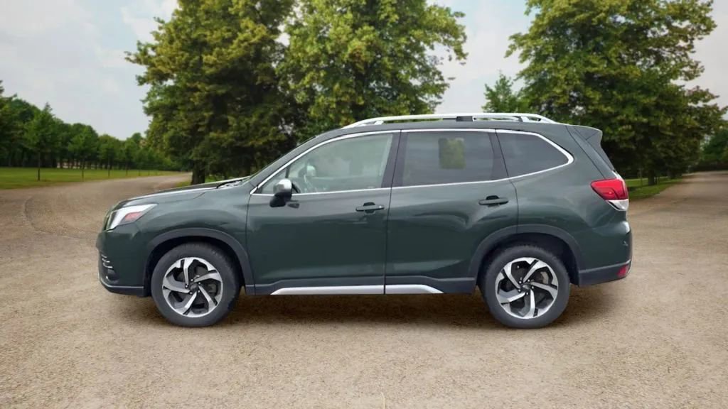 Used 2022 Subaru Forester Touring AWD/4WD image 5