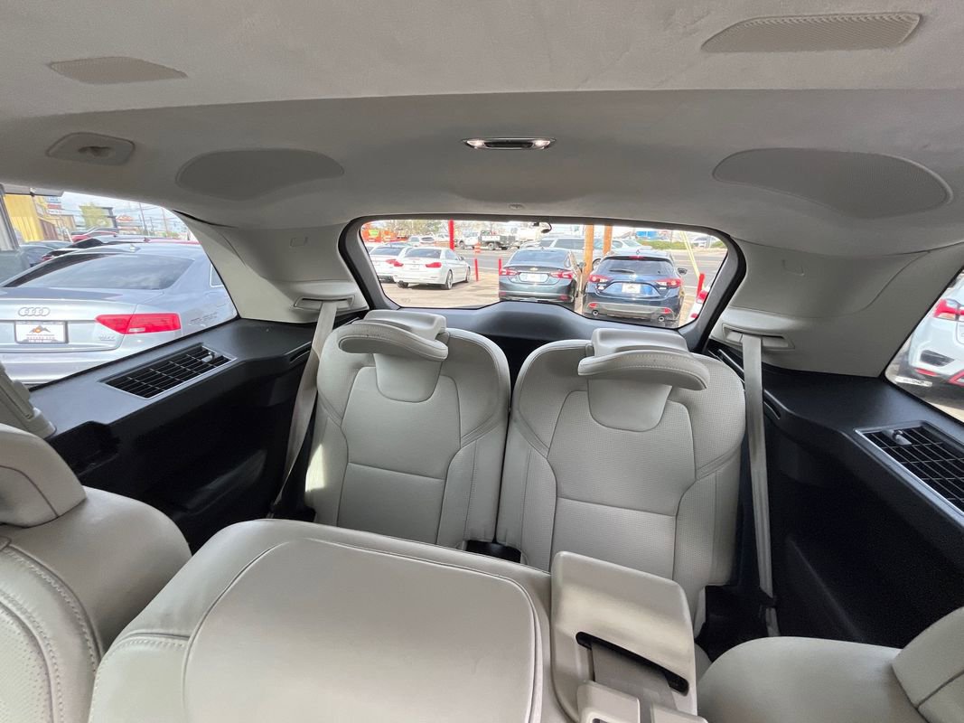 Used 2017 Volvo XC90 T8 Inscription w/ Luxury Package AWD/4WD image 26