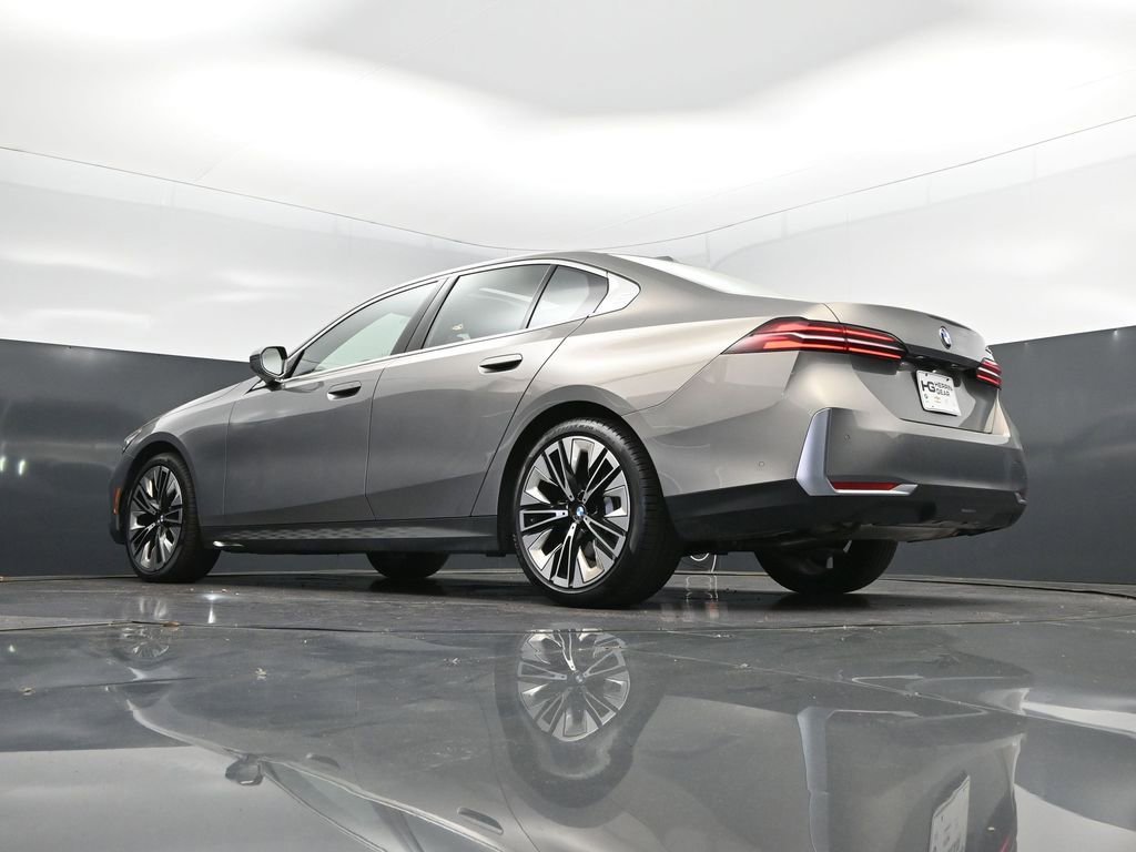 Certified 2026 BMW 530i 530i image 40