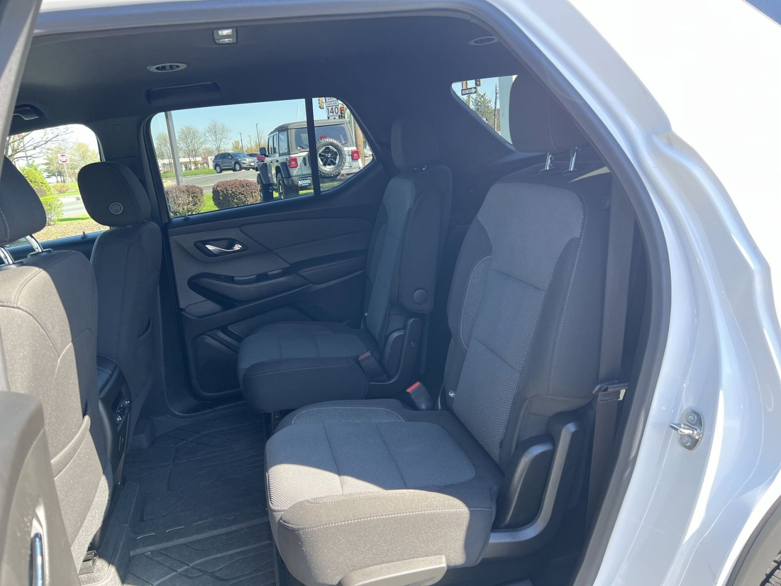 Used 2023 Chevrolet Traverse LT w/ LPO, Floor Liner Package image 23