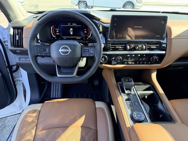 New 2026 Nissan Pathfinder Platinum w/ Cargo Package AWD/4WD image 17