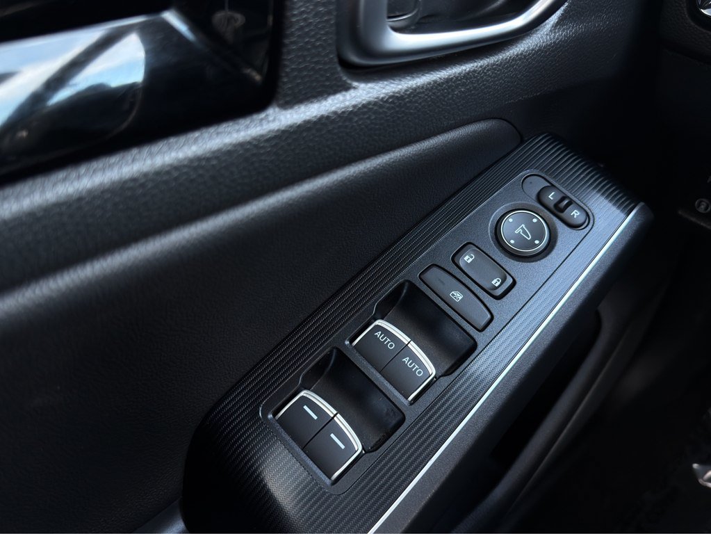 Used 2024 Honda Civic Touring image 9