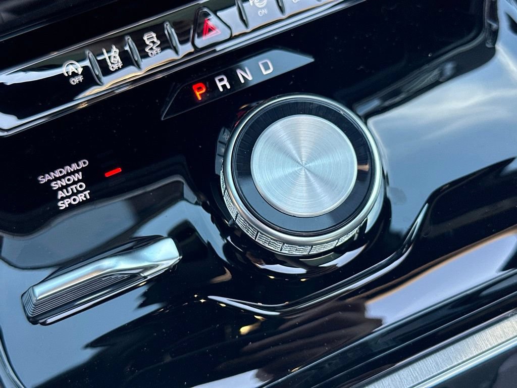 New 2026 Jeep Grand Wagoneer 4WD image 28