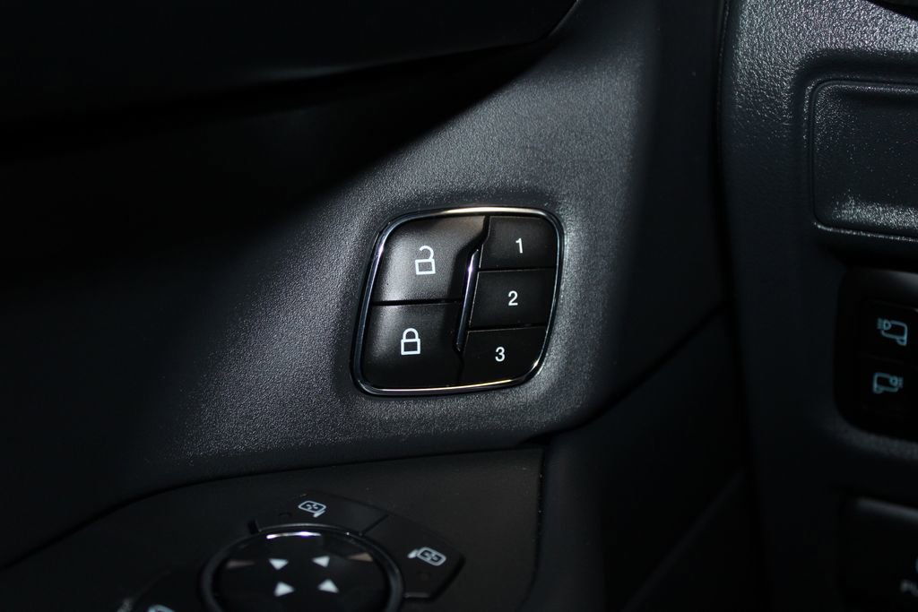 Used 2023 Ford Expedition Max Platinum image 45