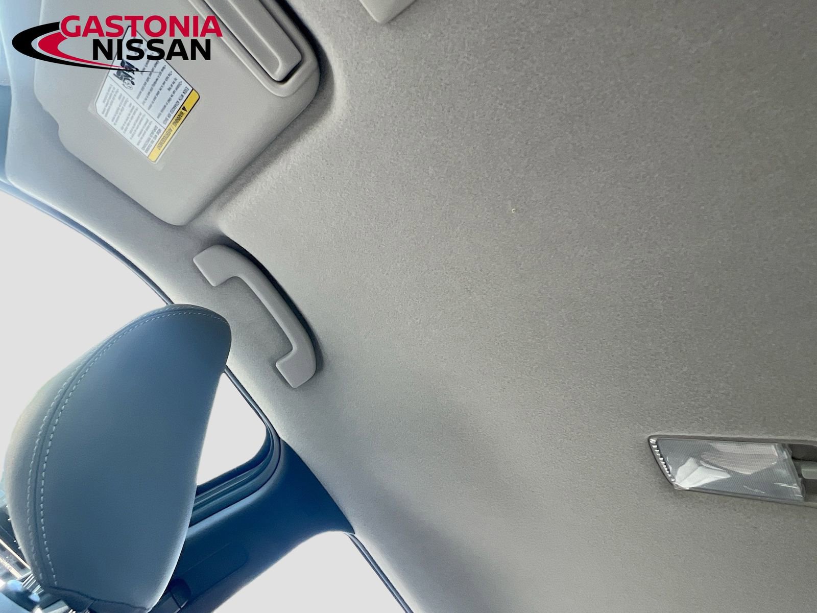 Used 2024 Nissan Kicks SR w/ SR Premium Package image 29