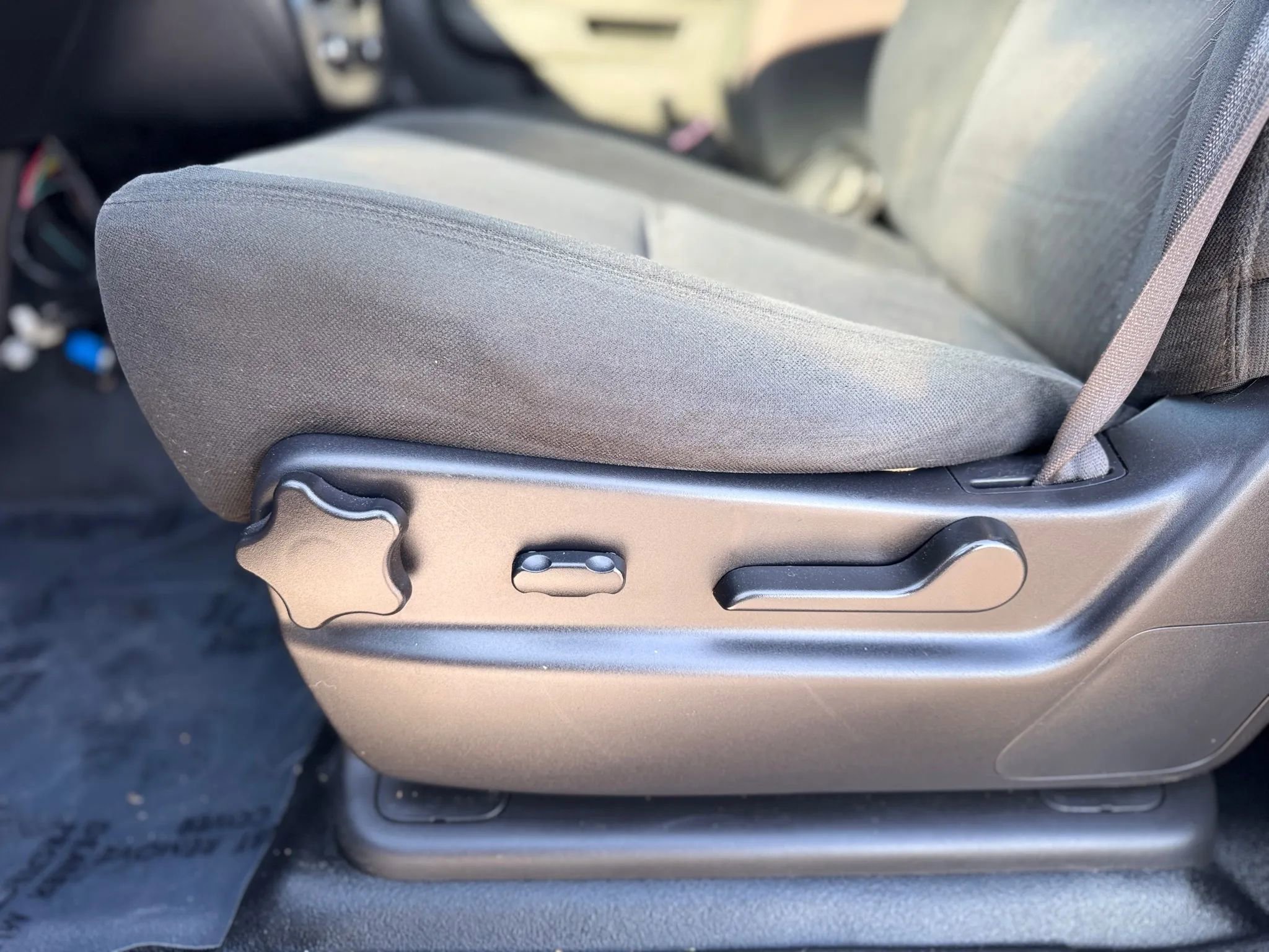 Used 2012 Chevrolet Tahoe 2WD image 28