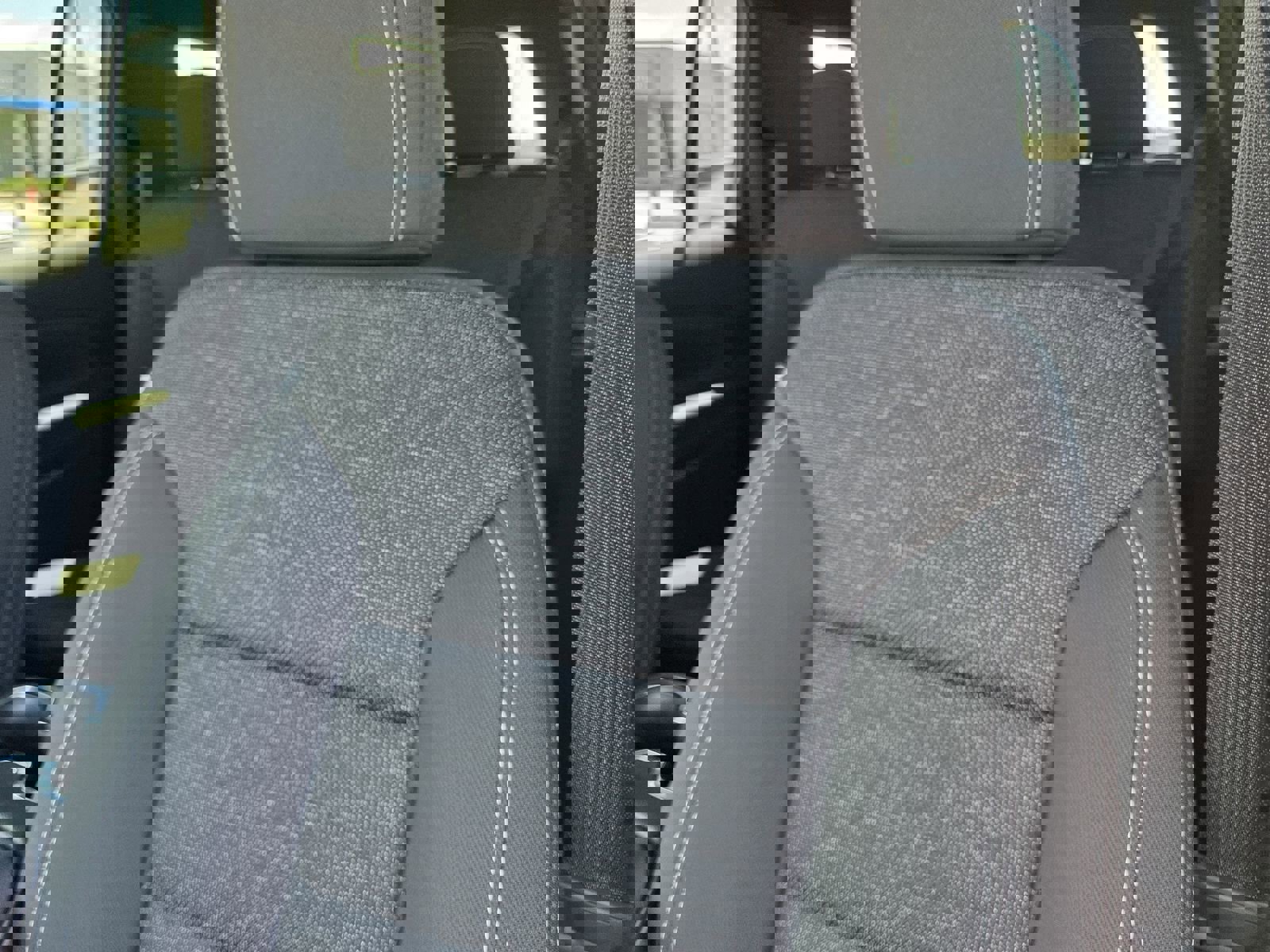 New 2026 Chevrolet Traverse LT image 14