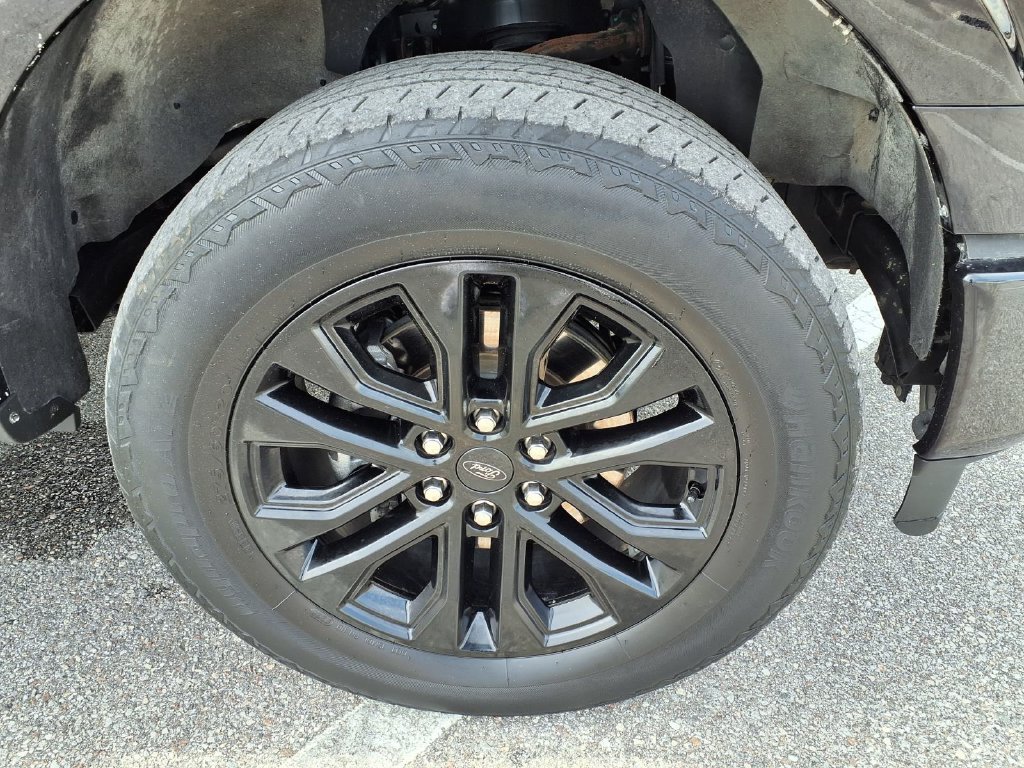 Used 2024 Ford F150 Lariat w/ Equipment Group 502A High AWD/4WD image 9