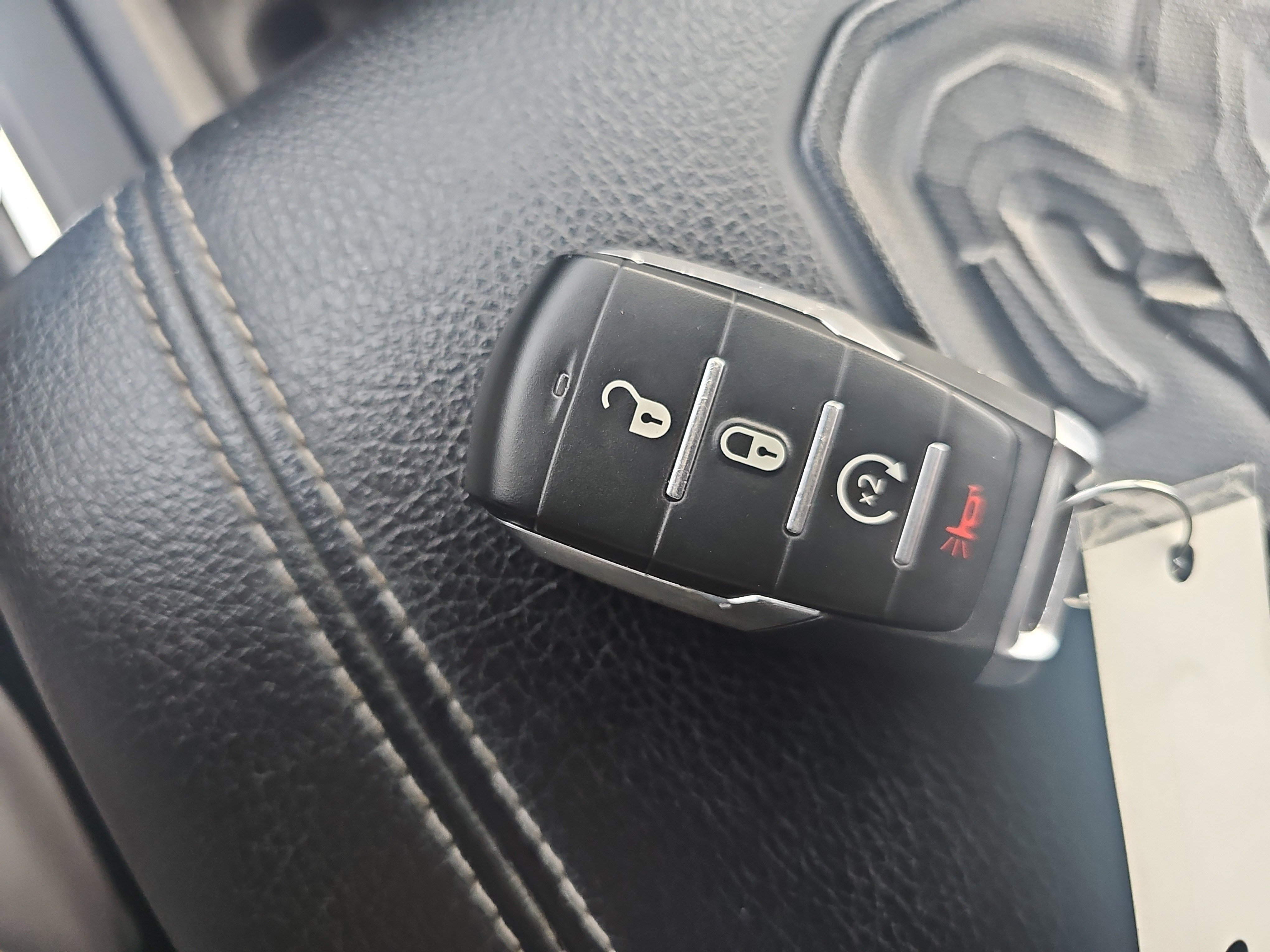 Used 2024 RAM 1500 Laramie image 29