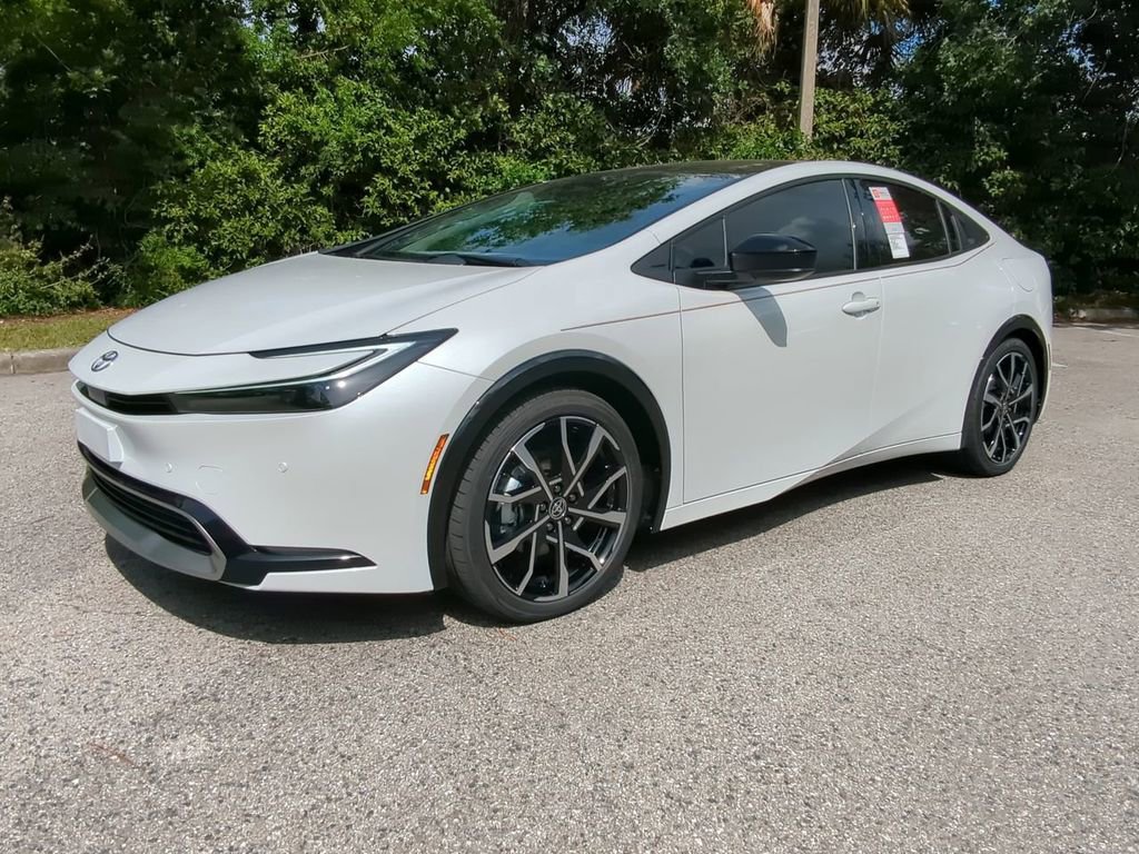 New 2025 Toyota Prius XSE