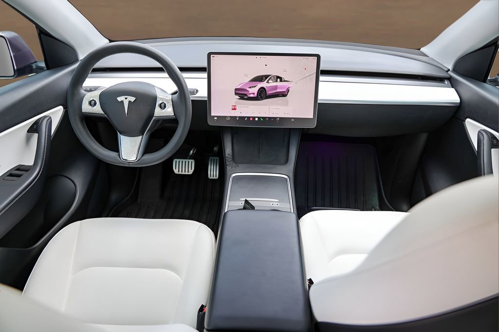 Used 2022 Tesla Model Y Performance AWD/4WD image 22