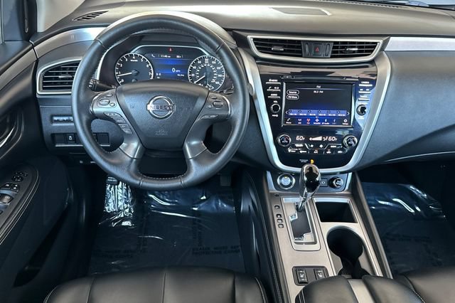 Used 2022 Nissan Murano SV w/ SV Midnight Edition Package FWD image 11
