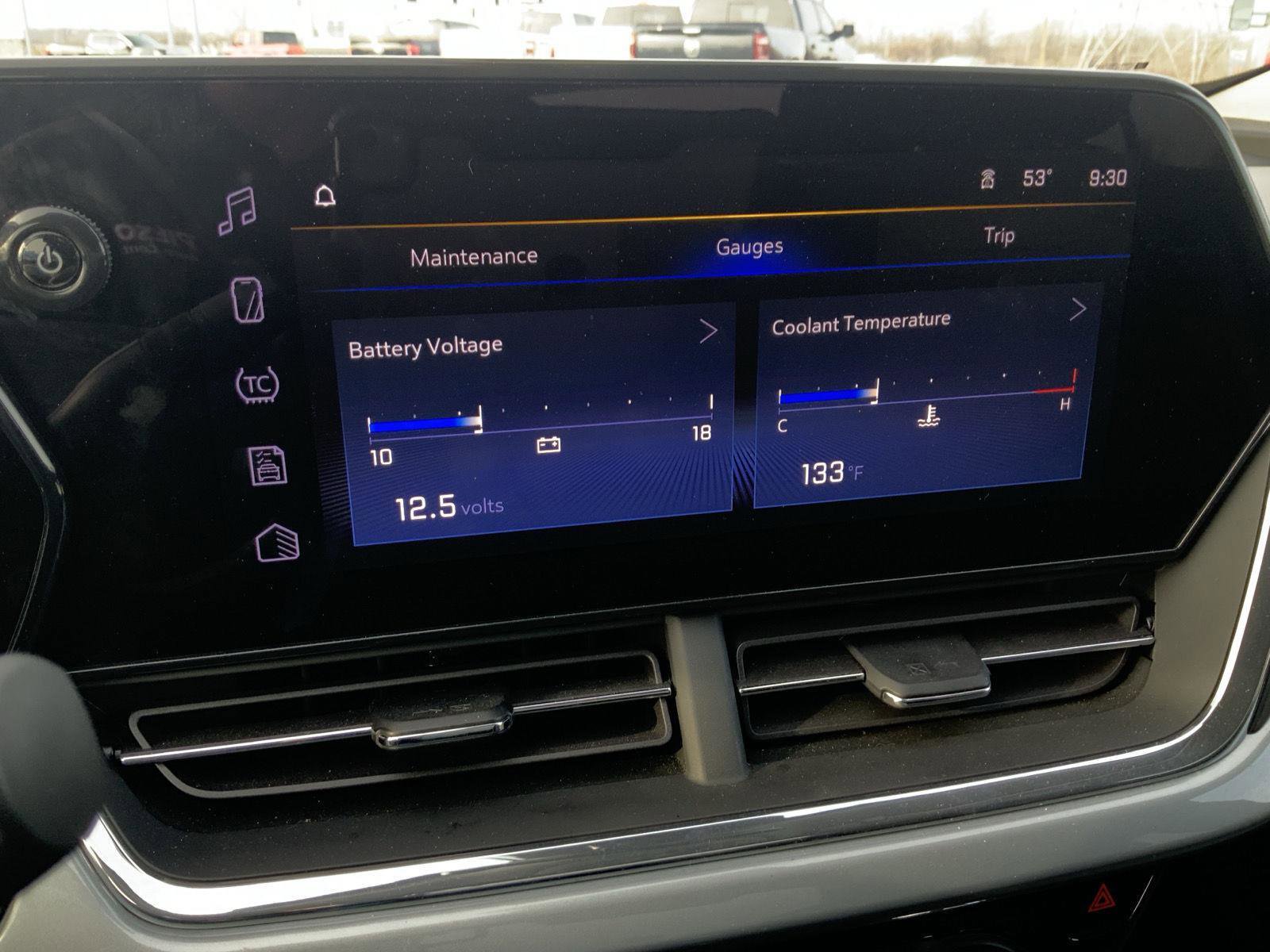 Used 2025 Chevrolet Trax LT w/ LT Convenience Package image 36